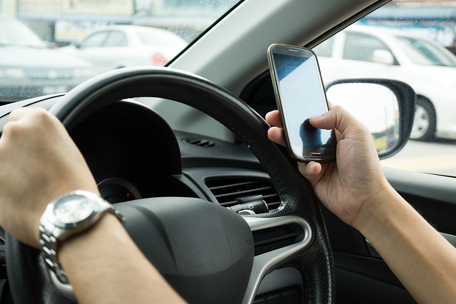 Critical Tips on How to Prevent Employee Texting While Driving by Company Vehicles